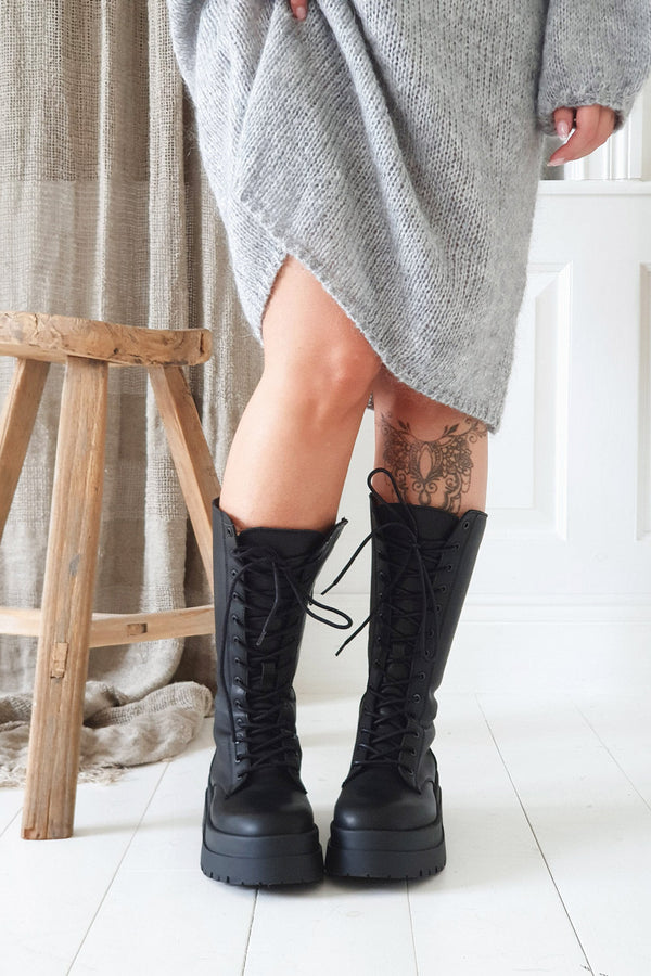 Alen leather boots, black