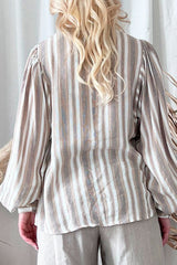 Carine shirt, beige stripes