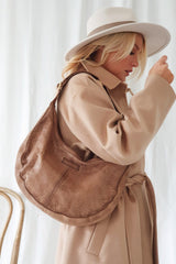 Golden chic shoulder bag, walnut