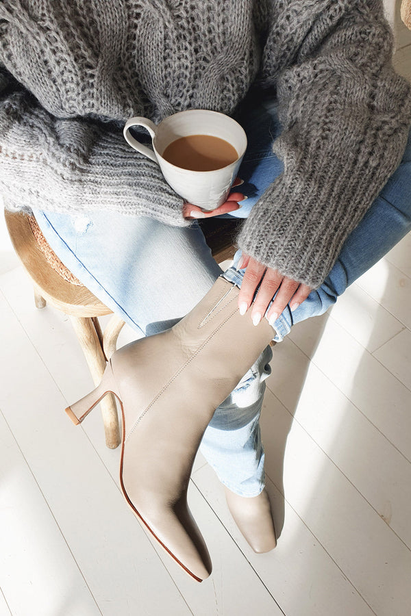 Maya leather boots, taupe