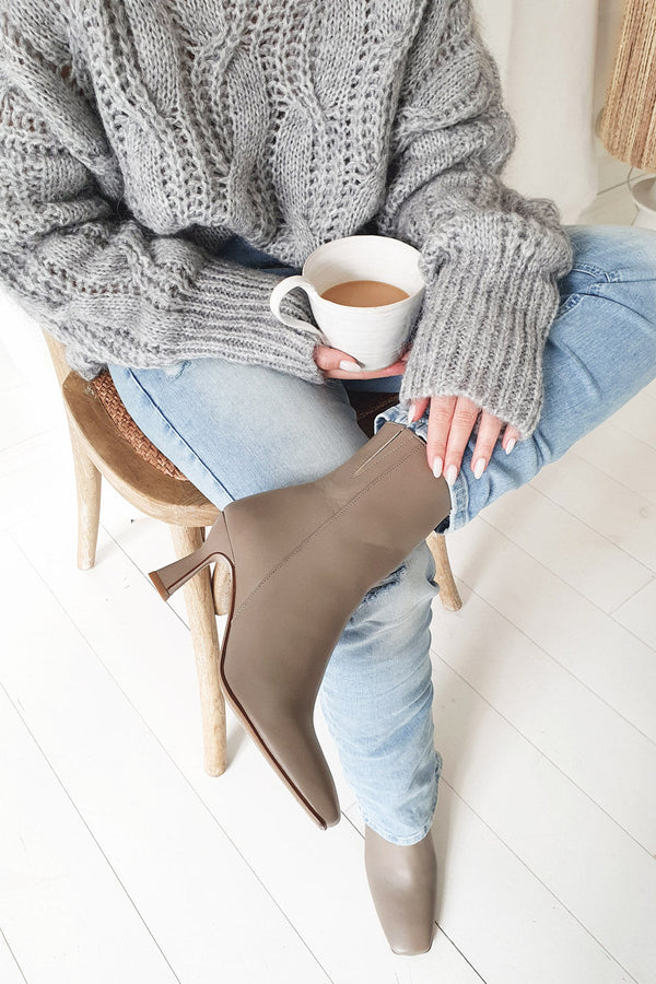 Maya leather boots, taupe