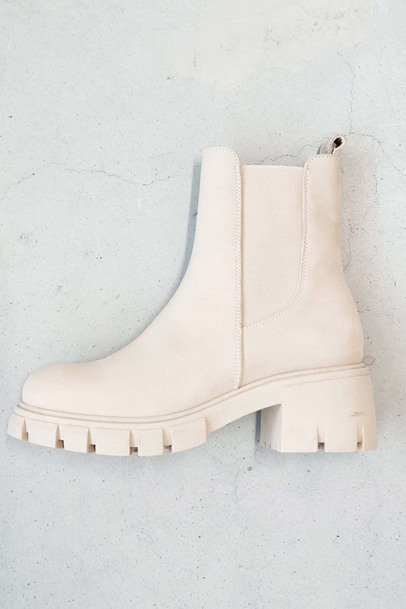 Linea nubuck leather boot, nude