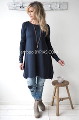 Bamboo moment tunic, navy